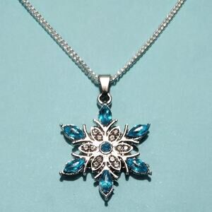 Snowflake Necklace 925 Sterling Silver Rhinestone Christmas Birthday Gift NEW!